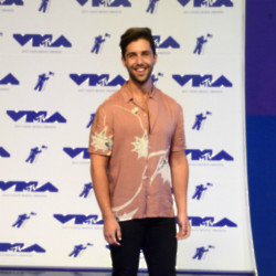 Josh Peck to guest star on iCarly