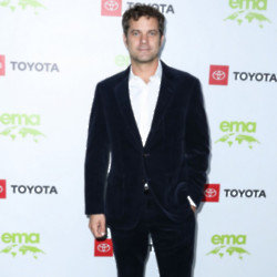 Joshua Jackson has discussed the challenge of being a dad