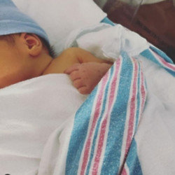 Karlie Kloss and Joshua Kushner's baby (c) Instagram
