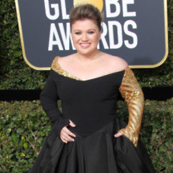 Kelly Clarkson is now officially named Kelly Brianne