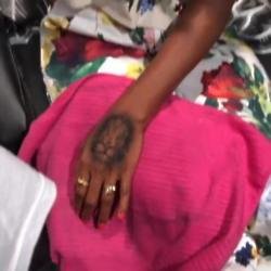Kelly Rowland's temporary Lion tattoo (c) Instagram