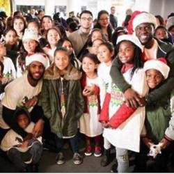 Kevin Hart and Chris Paul give back (c) Instagram