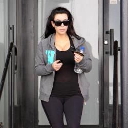 Kim Kardashian steps out in her training clothes