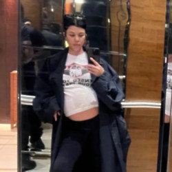 Kourtney Kardashian's baby bump