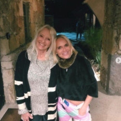 Kristin Chenoweth announces death of biological mother