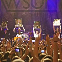 Lawson live with their gold discs