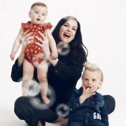 Liv Tyler with Lula and Sailor