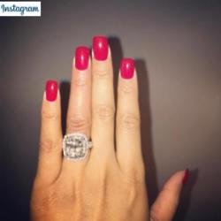 Nicki Minaj's new ring (c) Instagram