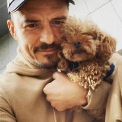 Orlando Bloom and Mighty (c) Instagram 