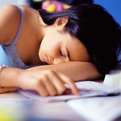 Popular girls struggle to sleep at night