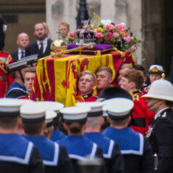 Queen Elizabeth's pall bearers had one final duty