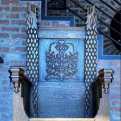 Sansa Stark's throne (c) Instagram 