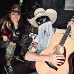 Shania Twain and Orville Peck (c) Twitter 