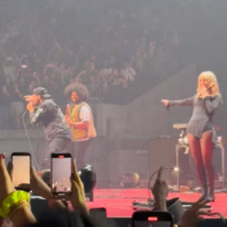 Steph Curry performed on stage with Paramore
