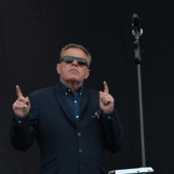 Suggs doesn't like the way the music industry treats working-class performers