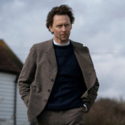 Tom Hiddleston (c) AppleTV / See Saw Films