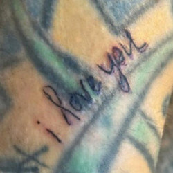 Travis Barker's new tattoo (c) Instagram