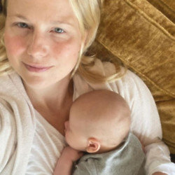 Tricia Davis and baby son Hugo (c) Instagram