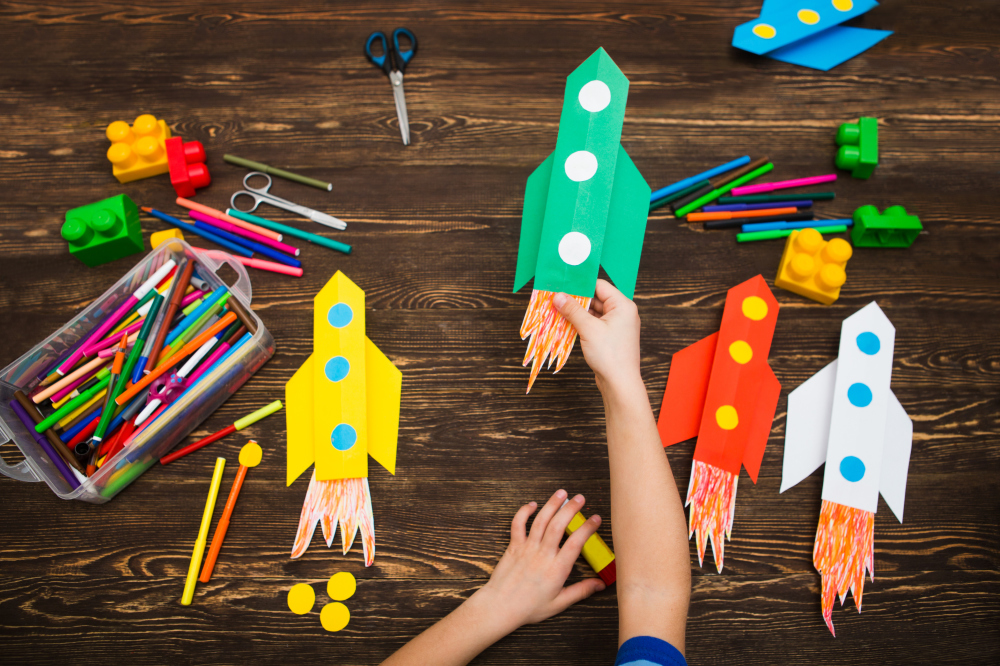 10 fun craft projects you can do with the kids