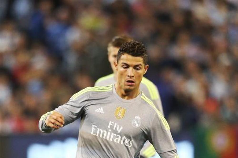 Ronaldo ends United speculation