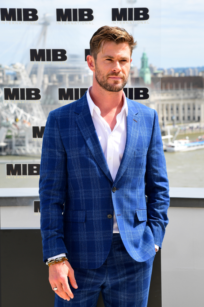 Chris Hemsworth invites Manchester bomb survivor to premiere