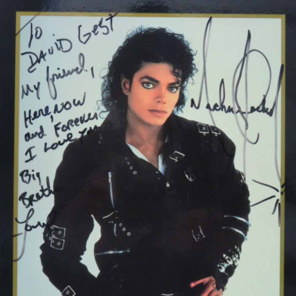 Signed photograph of Michael Jackson