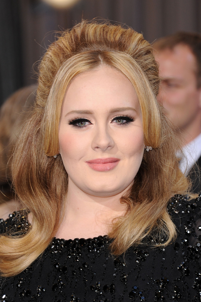 Adele wants to take her son on tour