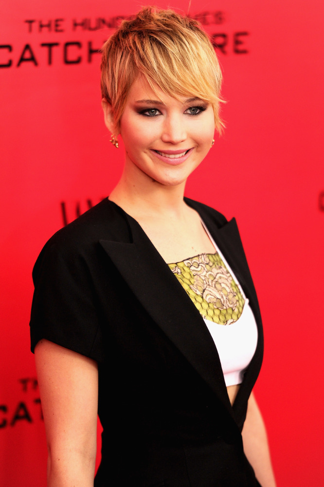 Jennifer Lawrence wins the most beautiful award