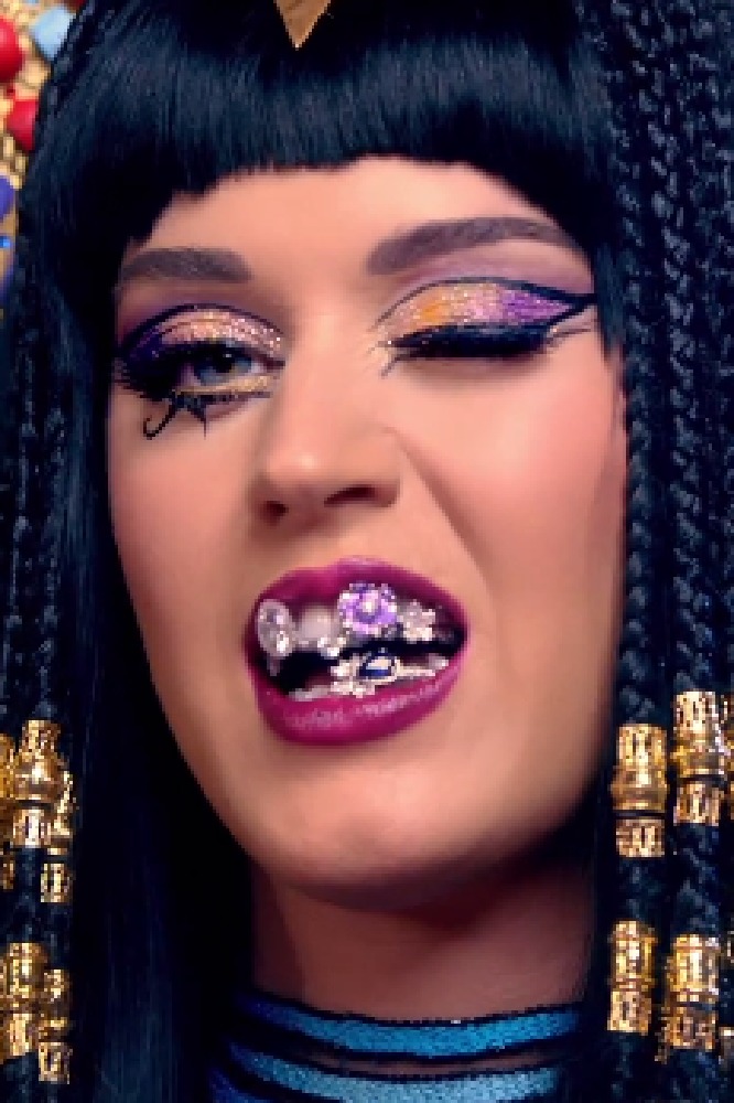 Katy Perry- Dark Horse {Music Video} - Katy Perry Photo 