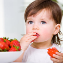 Encourage your toddler to eat fruit