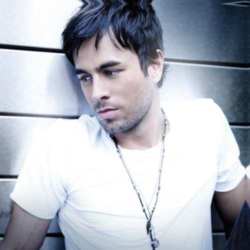Enrique Iglesias goes into the rum business