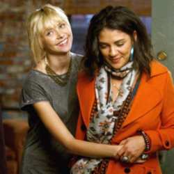 Gossip Girl's Jenny and Vanessa in The Magnificent Archibalds