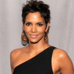 Halle Berry spotted the man in her garden