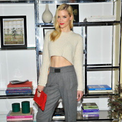 Jaime King looked stylish and sassy in her Thakoon Addition look