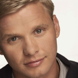Jeff Brazier Gets Down With The Kids