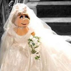 Miss Piggy looks beautiful in Vivienne Westwood gown