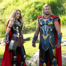 Natalie Portman and Chris Hemsworth in Thor: Love and Thunder / Picture Credit: Marvel Studios