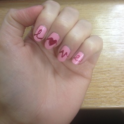Nails that are perfect for Valentine's Day